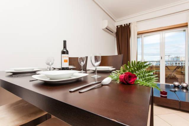 Casa Sol, Fast Wifi, Airco, Swimming Pool Near The Beach Praia Da Rocha Portimão Buitenkant foto